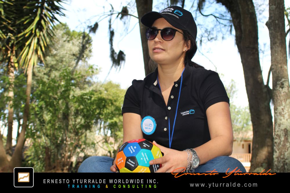 Team Building El Salvador Talleres de Cuerdas Bajas | Team Building Empresarial para el desarrollo de equipos de trabajo