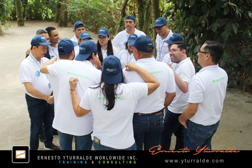 Team Building El Salvador Talleres de Cuerdas Bajas | Team Building Empresarial para el desarrollo de equipos de trabajo