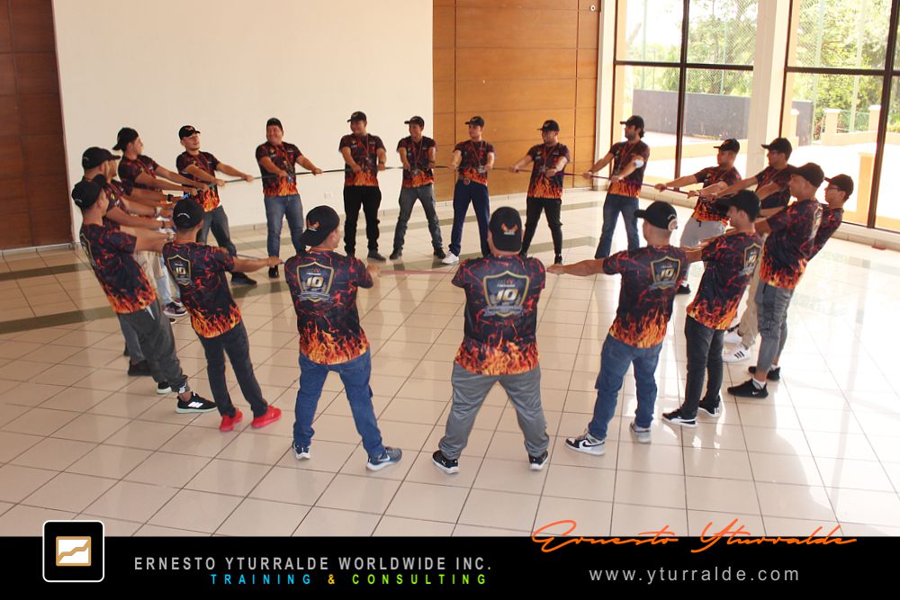 Team Building El Salvador Talleres de Cuerdas Bajas | Team Building Empresarial para el desarrollo de equipos de trabajo